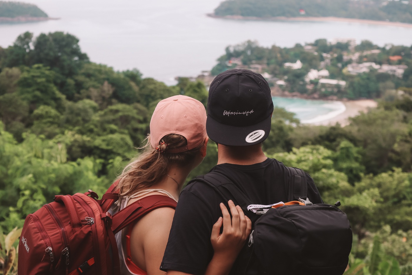 Aussicht auf Phuket Buchten