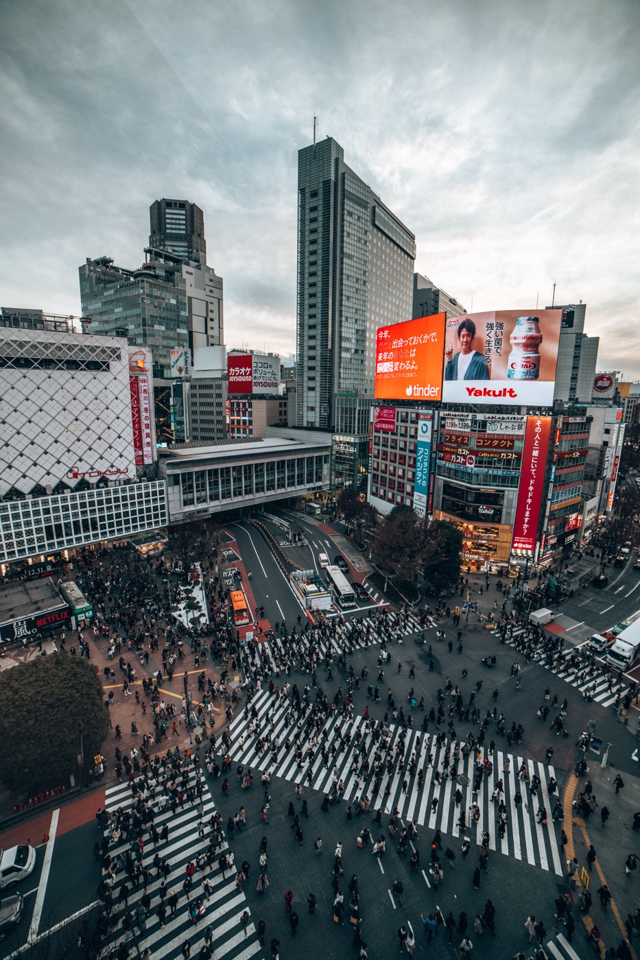 Ausblick auf das Shibuya Crossing